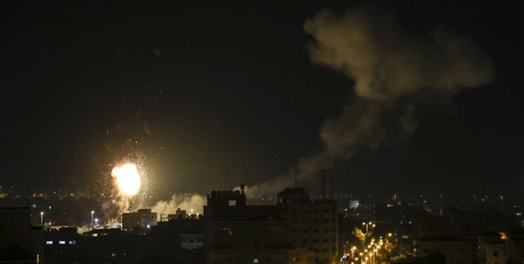 حمله جنگنده‌های رژیم صهیونیستی به نوار غزه+ فیلم